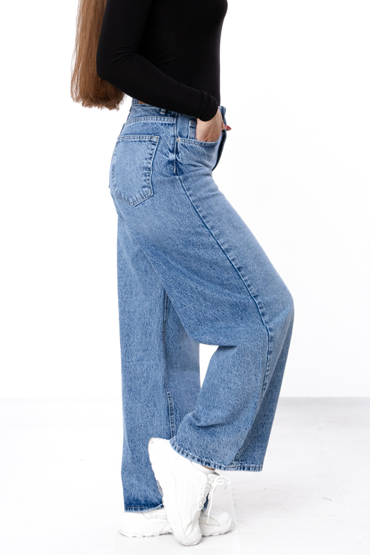 Джинси жіночі